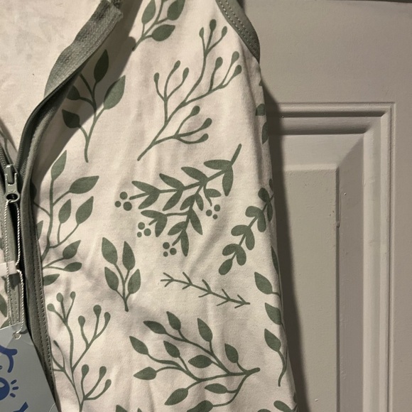 Yoofoss Green Leaf Print Baby Sleep Sack – 6-12 Months NWT - Picture 4 of 10